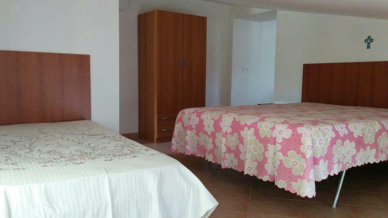 B & B Tancredi Cagnano Varano Bagian luar foto